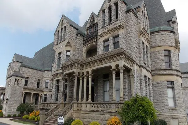 Hollywood Is Coming To Mansfield Reformatory